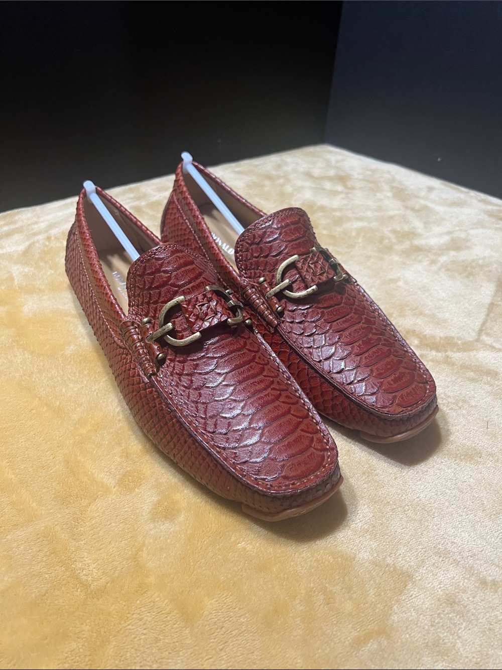 Donald Pliner Loafers